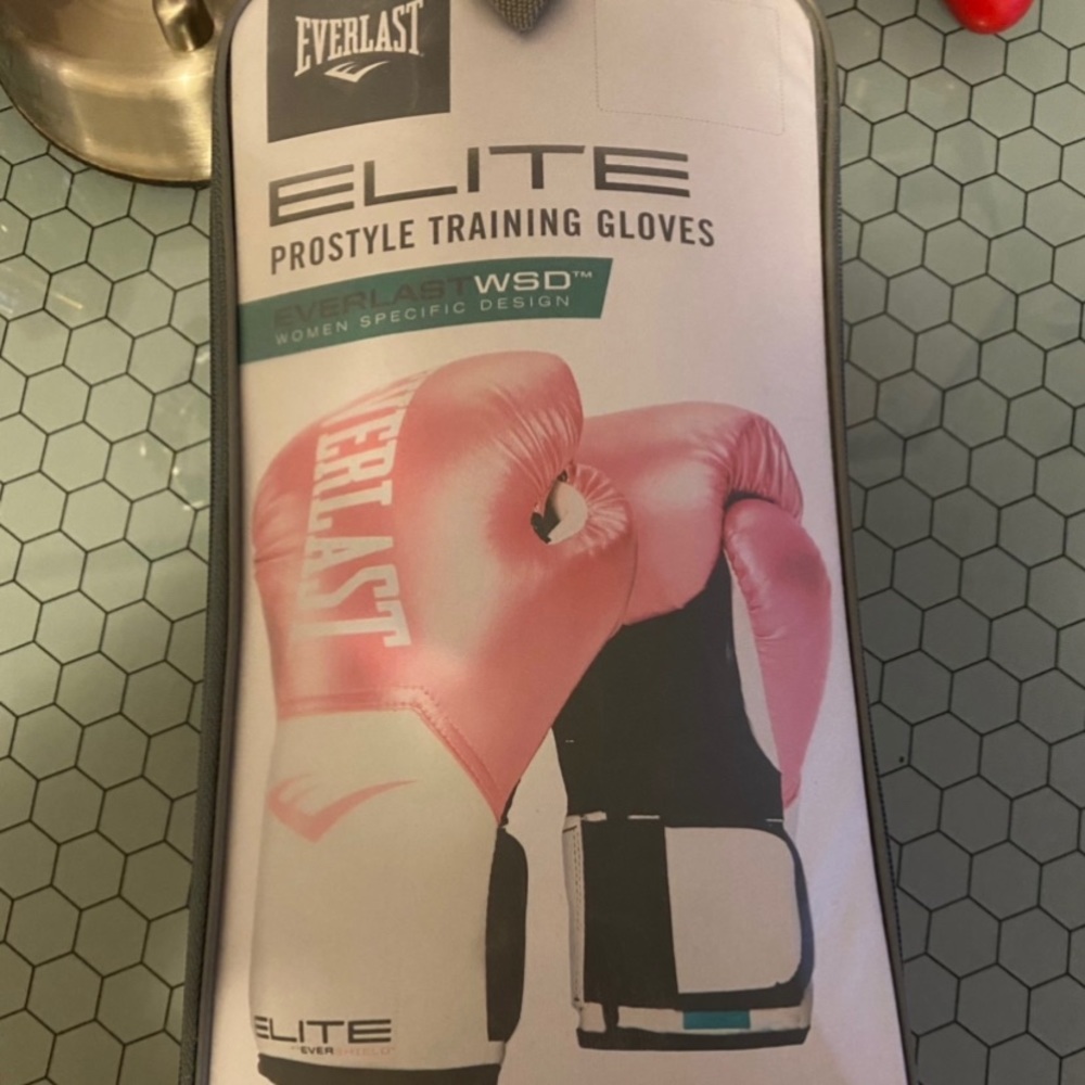 Everlast Pink Elite Prostyle Women's Training Gloves